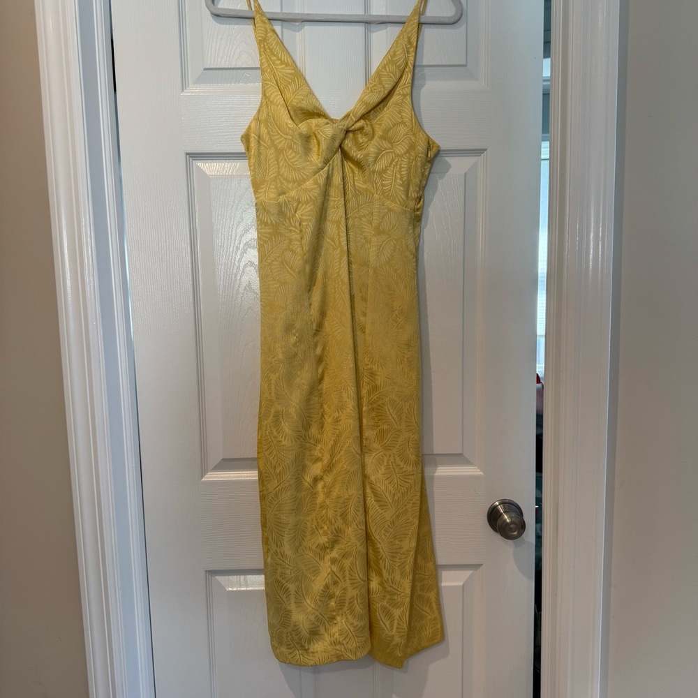 Willow Yellow Twist-Front Midi Dress